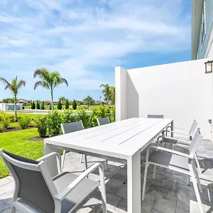 בית נופש Cozy 3 Bedroom Townhouse Near W/ Patio קיסימי