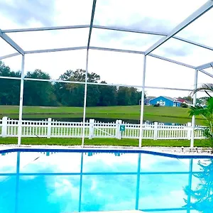 Blue Oasis Turquoise Lake-view Pool *