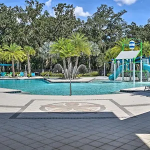 Look Over Nature, Pool Near Parks