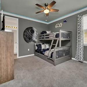 New Decor With Mickey Nemo Tinkerbell & Star Wars Private Pool And Game *