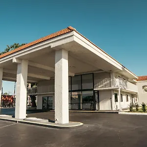 Hotel Developer Express Fundamental, A Travelodge By Wyndham Kissimmee