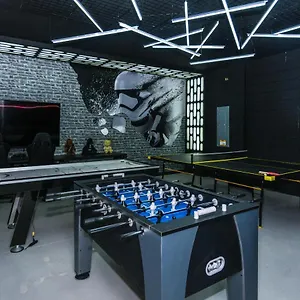 Сasa de vacaciones Brand New 9 Bedrooms House With Private Pool, Star Wars Game Room, Theme And View Sa2145 Kissimmee