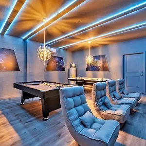 Вилла 8 Bedroom 6 Bathroom *