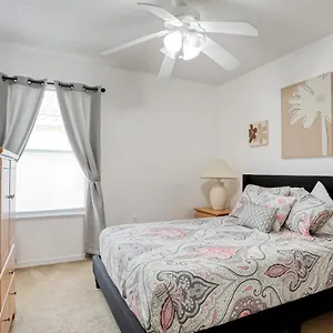 Bright And Cozy Escape * Kissimmee