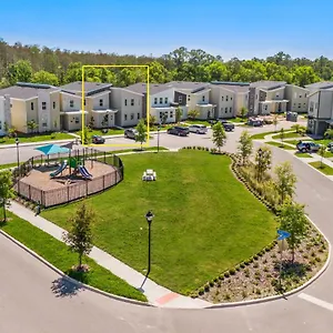 Luxury 9br @ Storey Near *