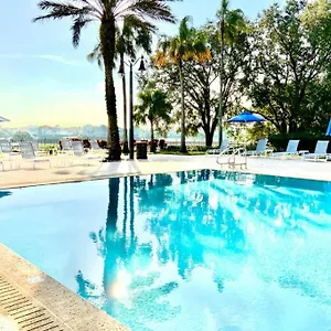 Дом отдыха Spacious Vacation Home, Near Disney! Access To Reunion Ground And Pools