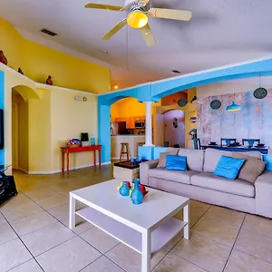 Paradise Island Villa Дом отдыха *