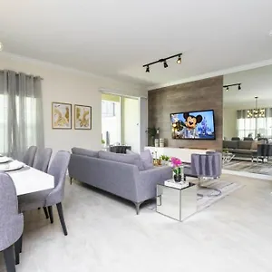 Storey - 5b Bedrooms Townhome 2873 Tatil Evi