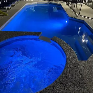 Villa 7 Bedroom, 6 Bath And Pool Near In Emerald Island 4 King Master Kissimmee