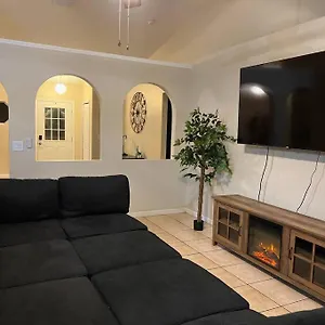 בית נופש Modern Cozy 5 Beds Private Getaway! *