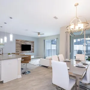 4809am Townhouse 4 Bedrooms & 3 Bathrooms + Pool *