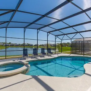 #372-welcome To Lightwater Villa, Your Modern Vacation Home! South-facing Pool & Overlooking *