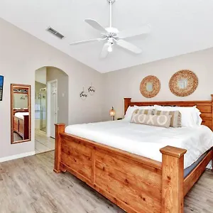 Holiday home Lakeview Luxury Oasis