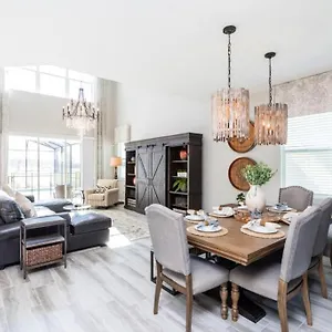 Villa Five Bedroom Is Ideal For An Elegant Vacation *