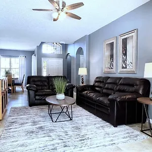 בית נופש Lovely Spacious 4 Bed Pool With Spa-5330cvl