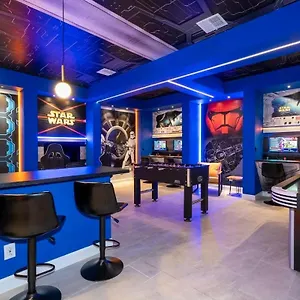 Ultimate Luxury Retreat-star Wars Game & Holiday home