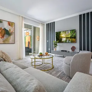 Opulent Retreat Themed Bedrooms And Pool Paradise * קיסימי