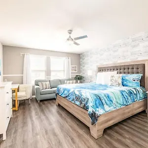 The Happy Place! - Upgraded Fun Windsor