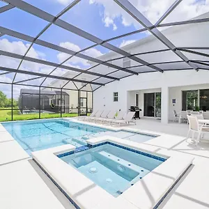 Дом отдыха Near - 12br - Private Pool And Hot Tub Киссимми