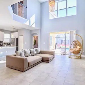 Luxury 5br - Pool & Hot Tub - Near *