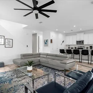 6 Bedrooms- 4,5 Bathrooms- Solara 8995ad Semesterbostad *