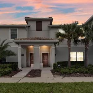 4 Bedrooms - 3 Bathrooms - Storey 4969 Wa Kissimmee