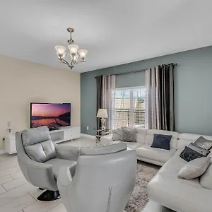 5 Bedrooms 4 Bathrooms Storey 4813 Br בית נופש *