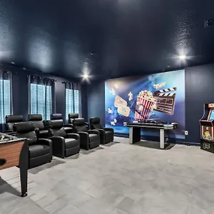 Minutes From 7bd/5bath With Free Pool Heat Kissimmee