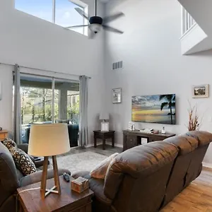 Six Bedroom Lanai Screened Pool & Villa *