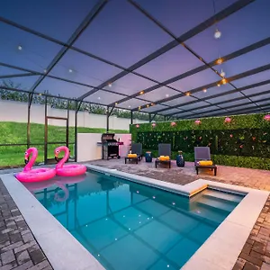 Semesterbostad 5bd 4ba 9miles From With Lazy River And Waterpark Access *