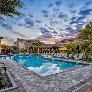 Entire King Bed, Pet-friendly, 15 Min To Disney, Style Amenities! *