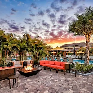 Entire With Spacious King Bed, Pet-friendly, 15 Min From Parks, Resort-style Amenities *