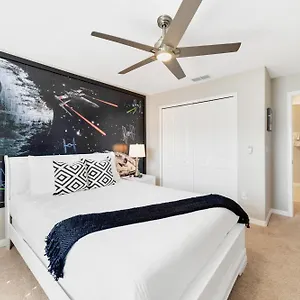 Daire Star Hideaway At Storey By Shine 716 *