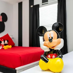 別荘 Storey Mickey & Minions Beds Sleeps 12