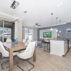 2921dh Townhouse 4 Bedrooms & 3 Bathrooms + Pool Kissimmee