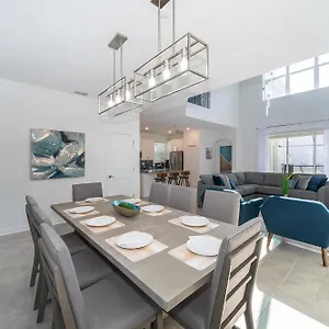4338jc 5 Bed/5 Ba *