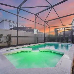Luxurious Retreat Near Disney: Pool & Game Holiday home