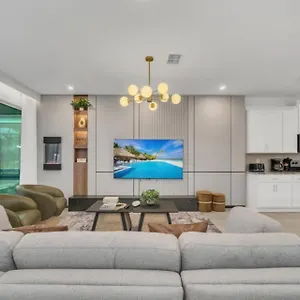 Orlando 6220: Luxury Retreat Minutes From Villa