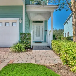 Villa Chic Retreat: Spacious 5 Bedroom 6377