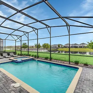 Lakefront Luxury Retreat Private Pool & Movie Theater 367