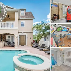 Orlando Oasis: 6 Bedroom Villa6521 Villa