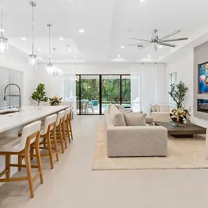 Luxury Private With Private Pool Reunion 1019