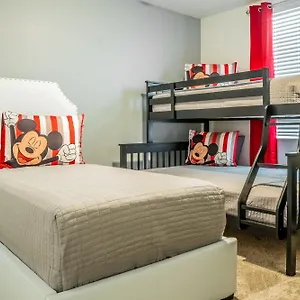 Brand New 2bd 2 Bth 300