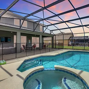7br In Emerald Island W/ Perks