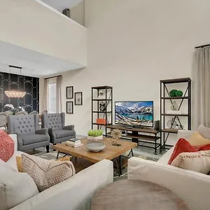Five Bedrooms Single Family 4759