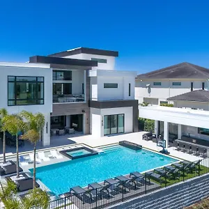 The Luxe Escape-tt474 *