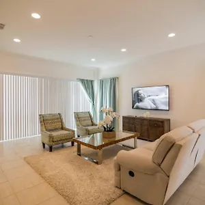 5 Bed Townhouse Near - Reunion Kissimmee