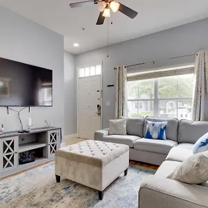 Family-friendly With Amenities *