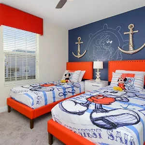 Wonderful 18 Minutes Away From Disney! Вилла