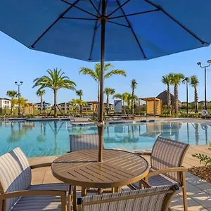 High-end Comfort - Amenities Included